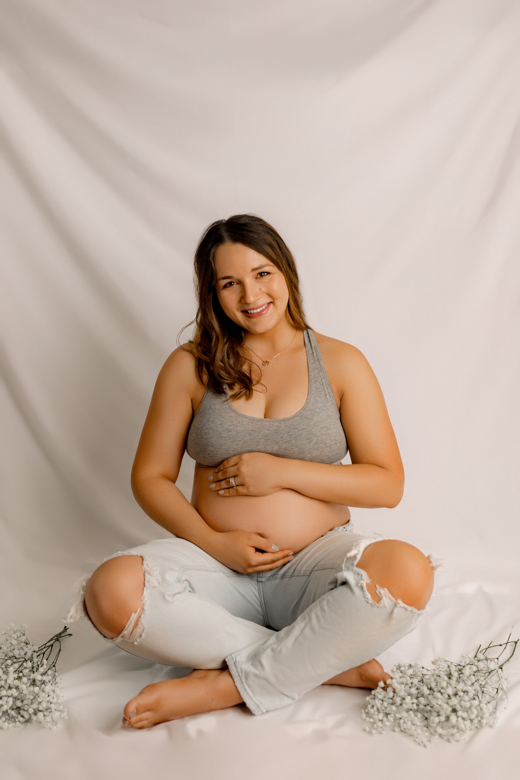 Brookfield Photograph Studio for Maternity Portraits